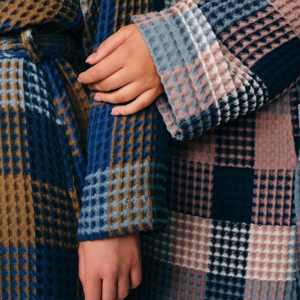 Dreamweave Waffle Robe M9