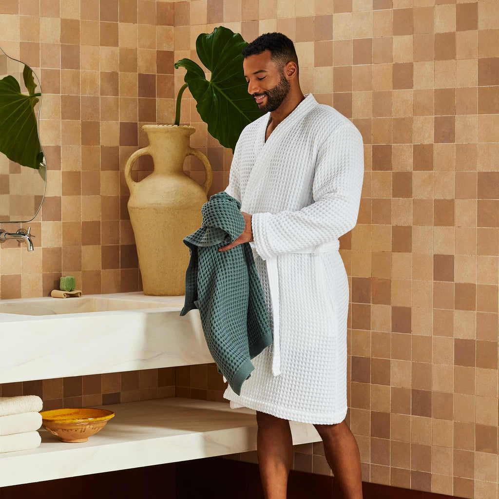 Dreamweave Waffle Robe M9