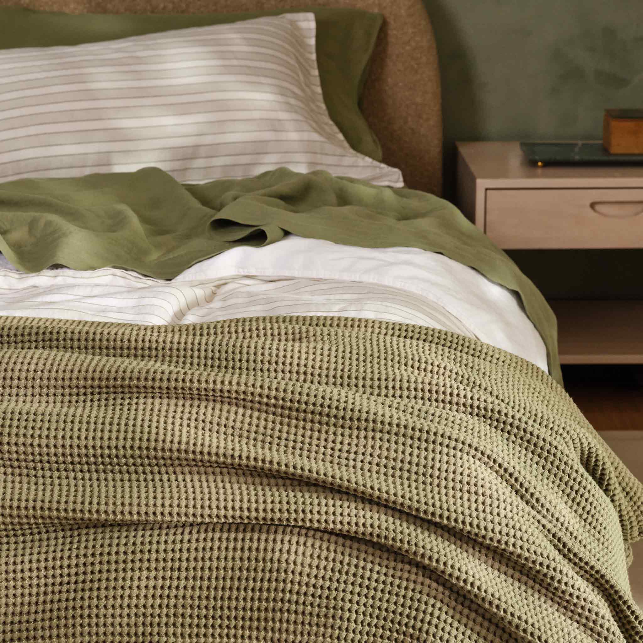 Dreamweave Waffle Bed Blanket W0