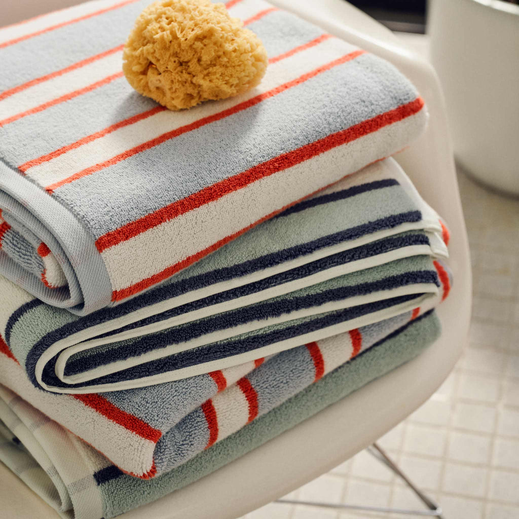 Super-Plush Set of 4 Bath Towel Bundle W6