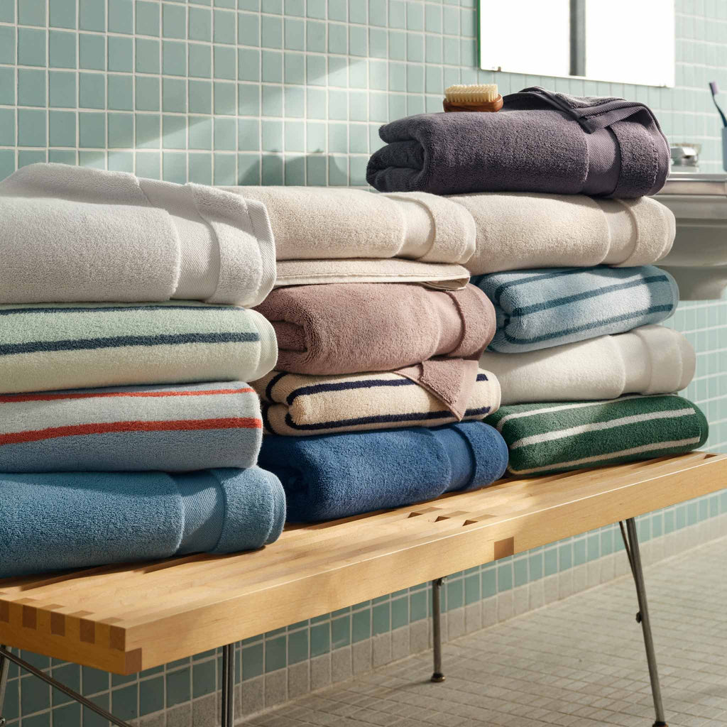 Super-Plush Set of 4 Bath Towel Bundle W6