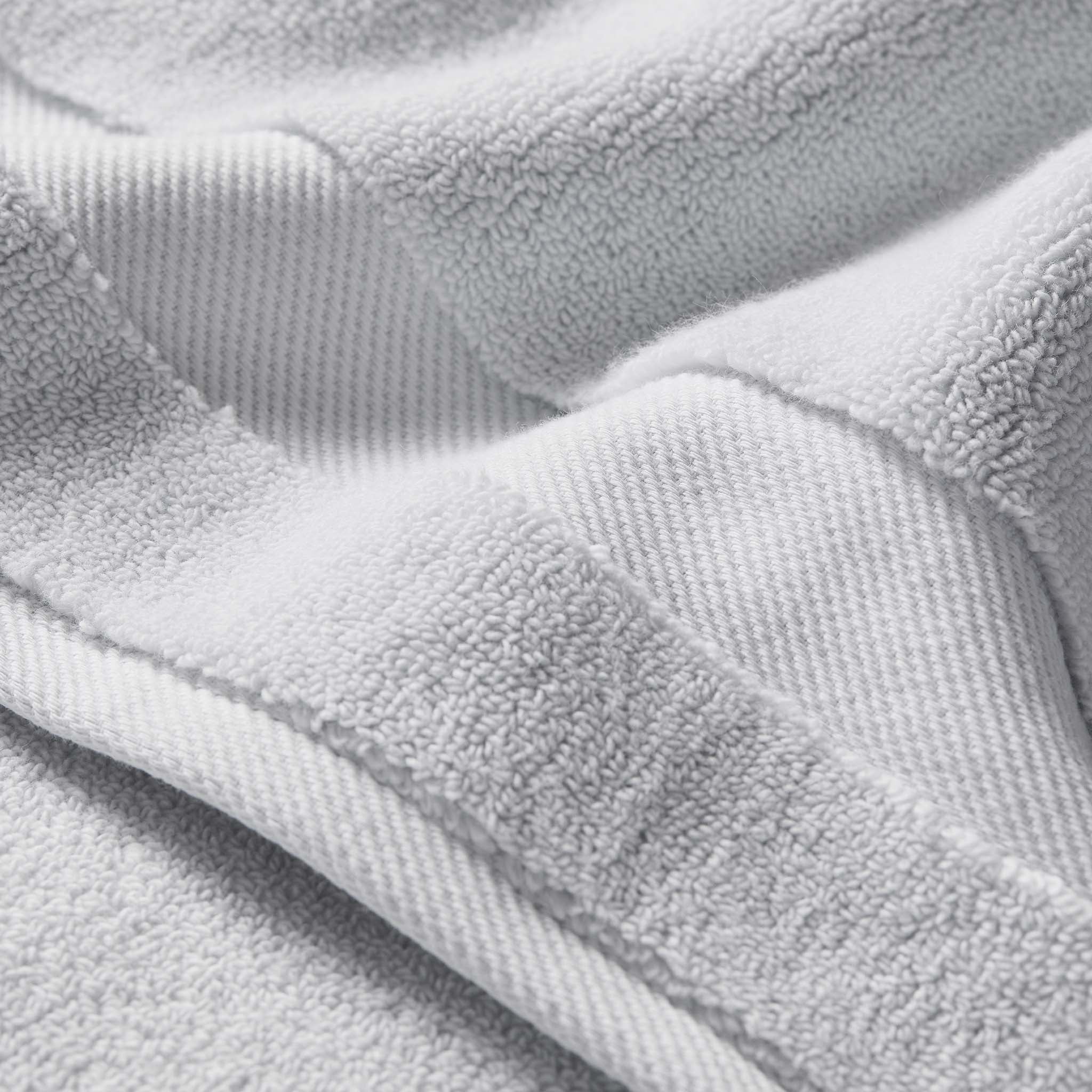 Super-Plush Set of 4 Bath Towel Bundle W9