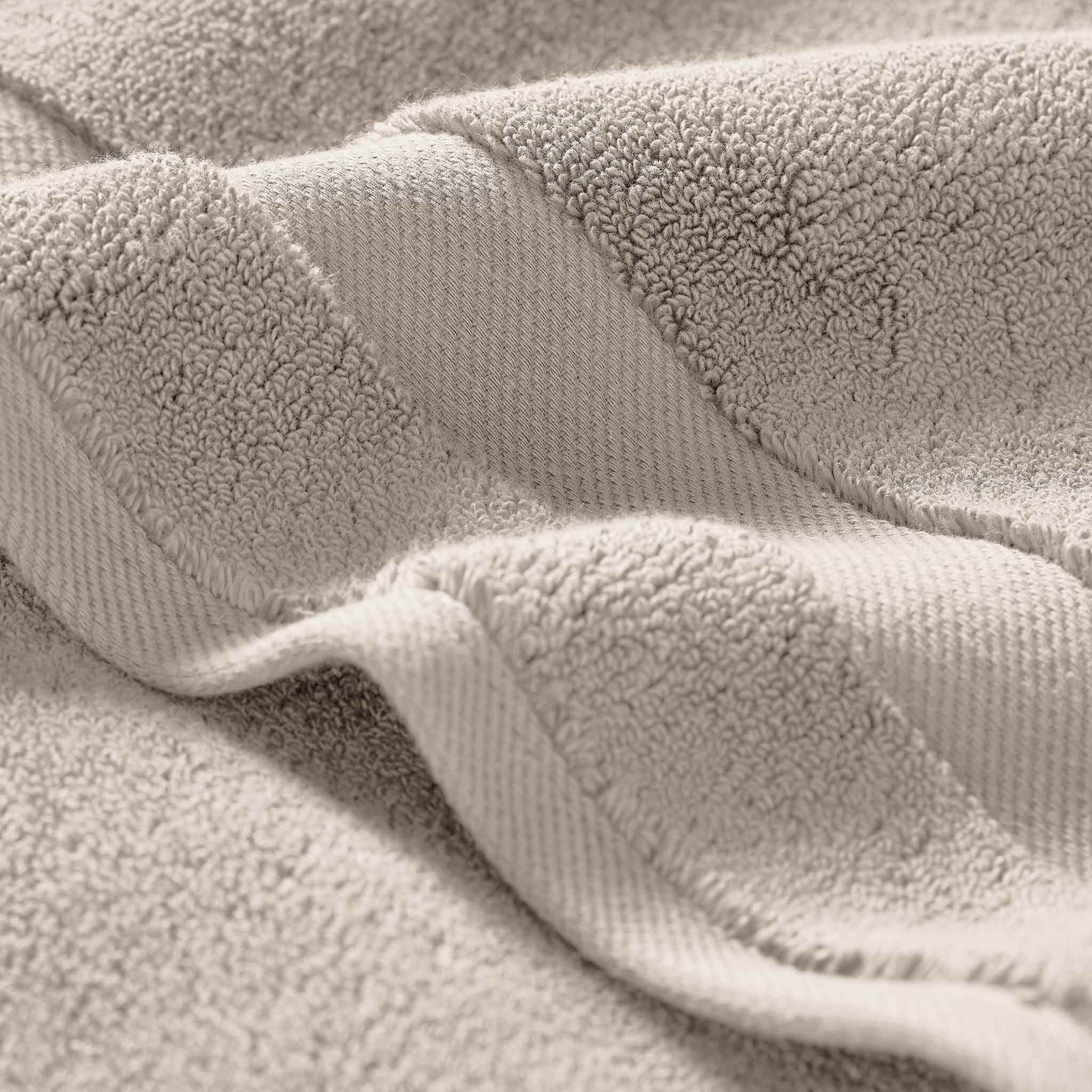 Super-Plush Set of 4 Bath Towel Bundle W9