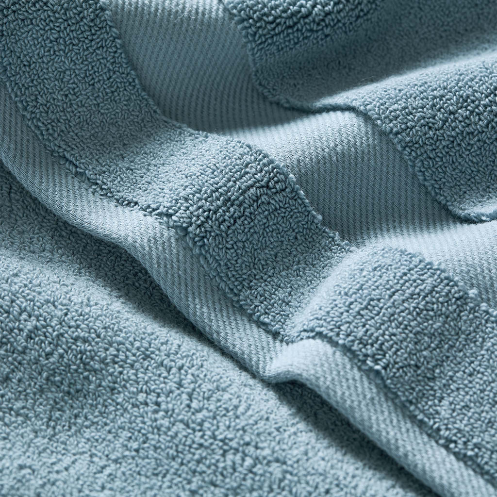 Super-Plush Set of 4 Bath Towel Bundle W6
