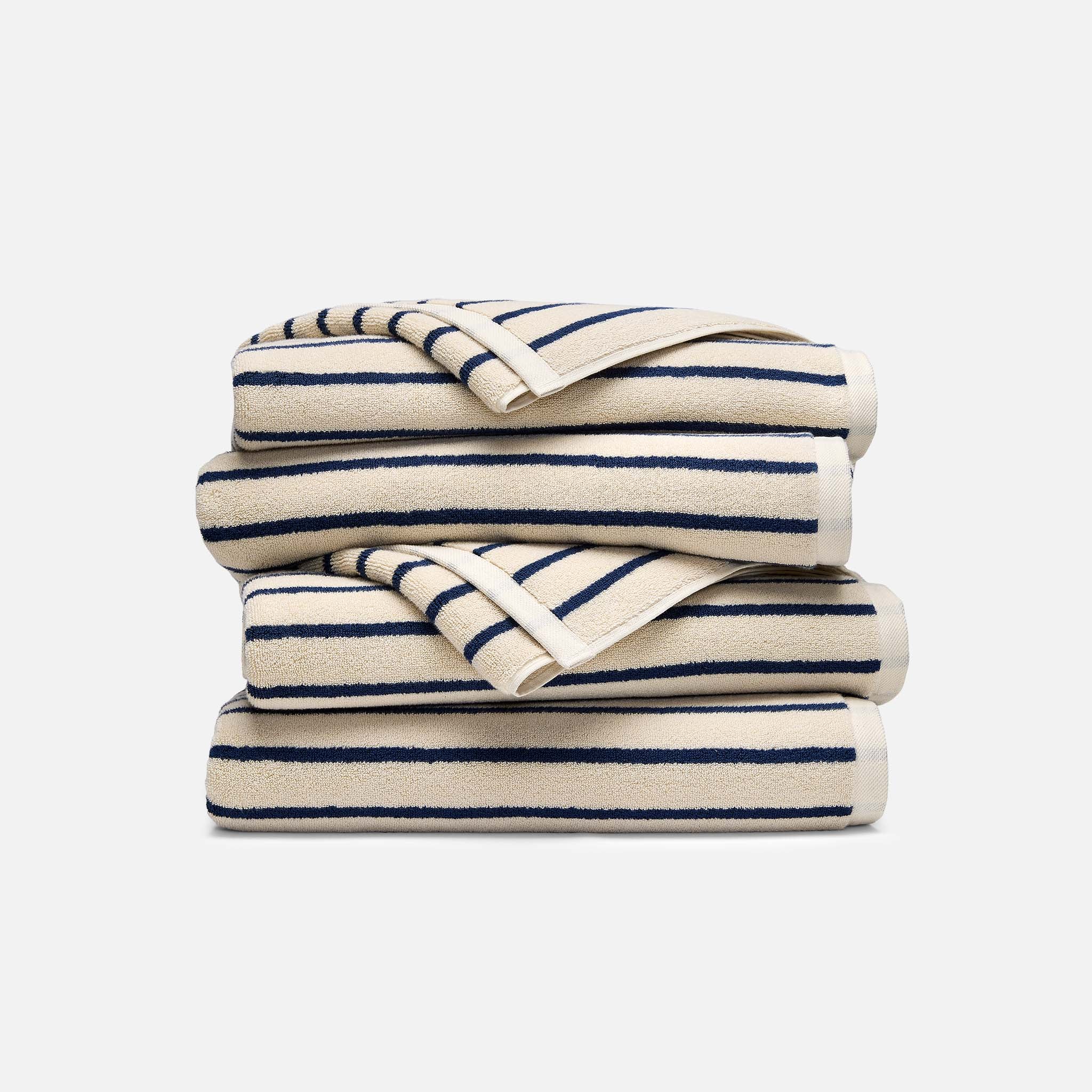 Super-Plush Set of 4 Bath Towel Bundle W9