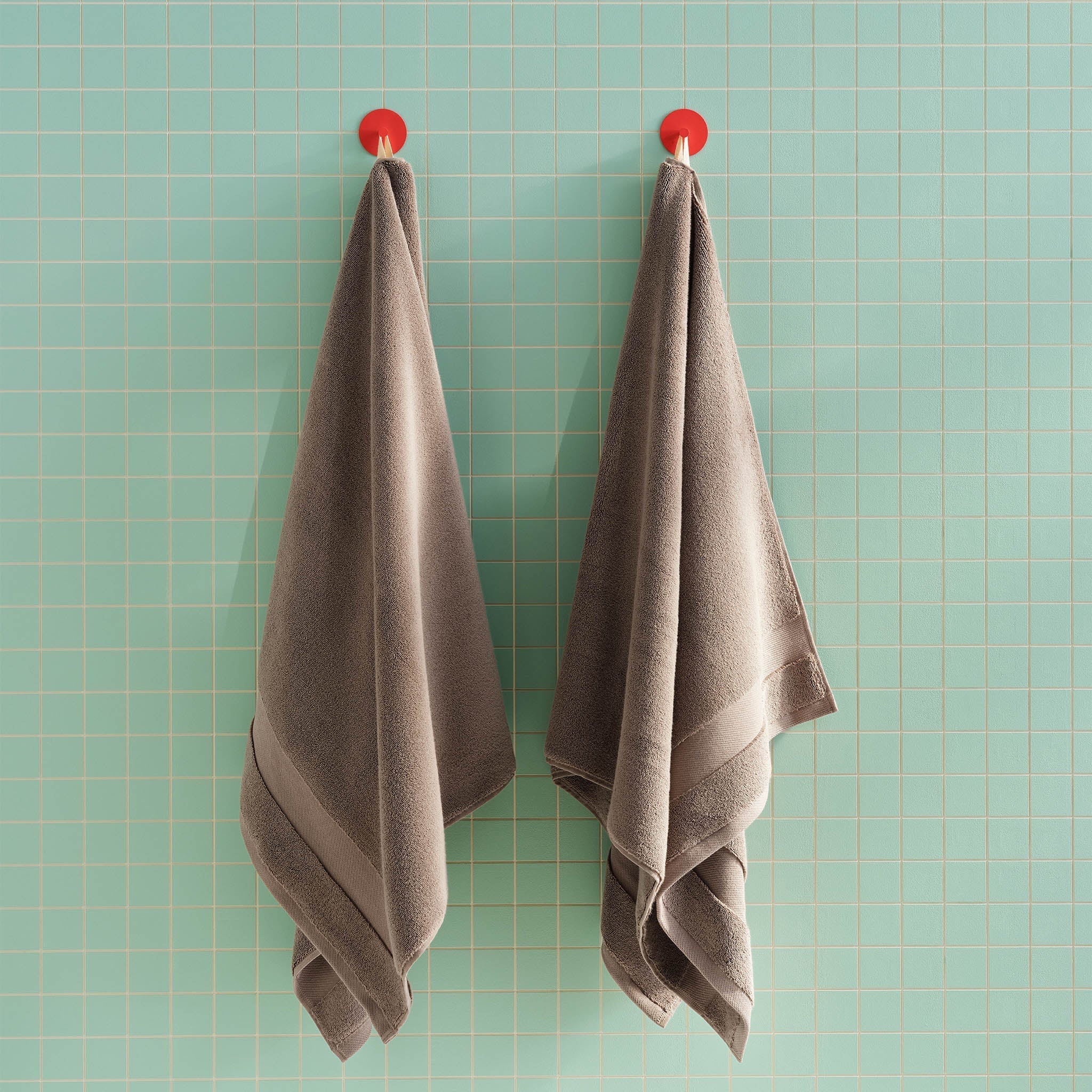 Super-Plush Set of 4 Bath Towel Bundle W9