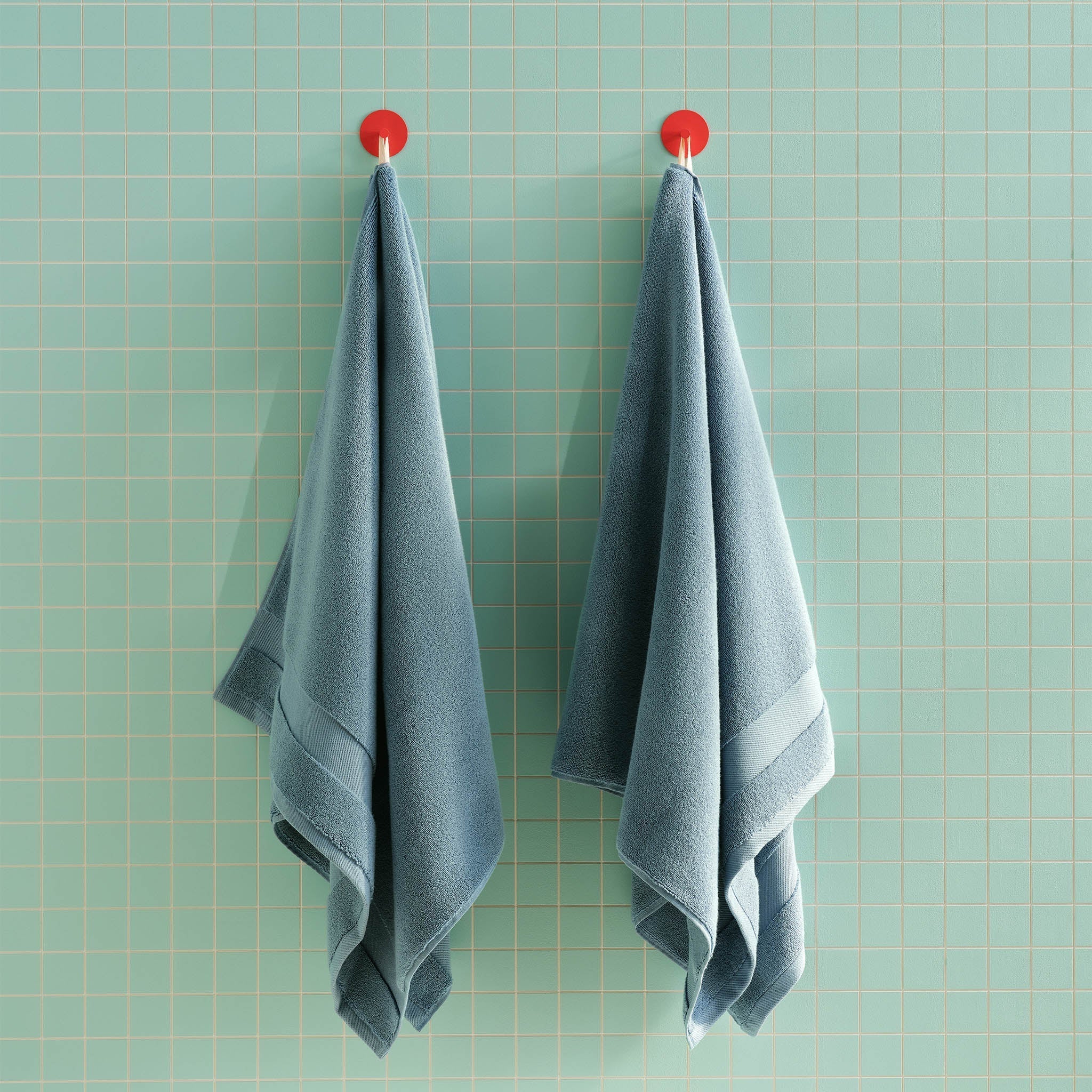 Super-Plush Set of 4 Bath Towel Bundle W9