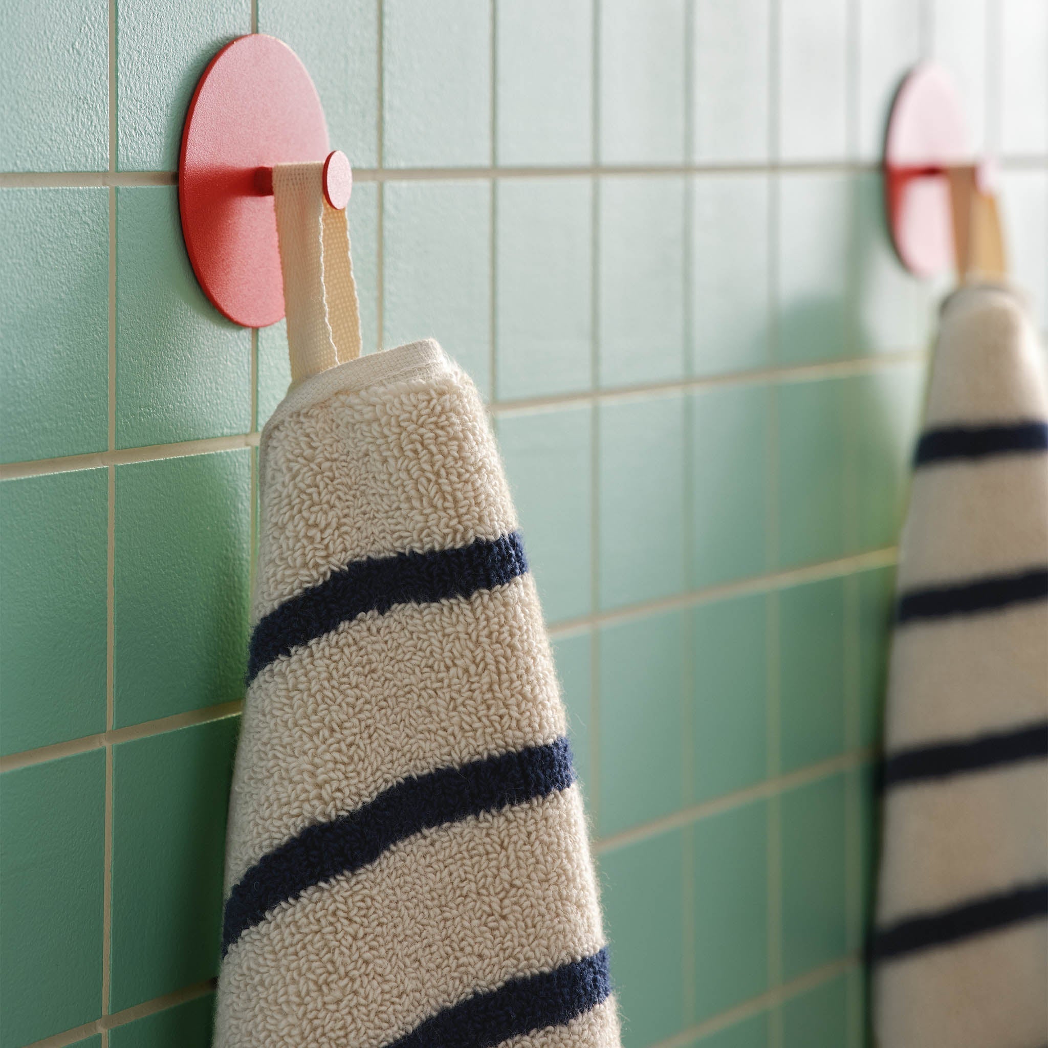 Super-Plush Set of 4 Bath Towel Bundle W6