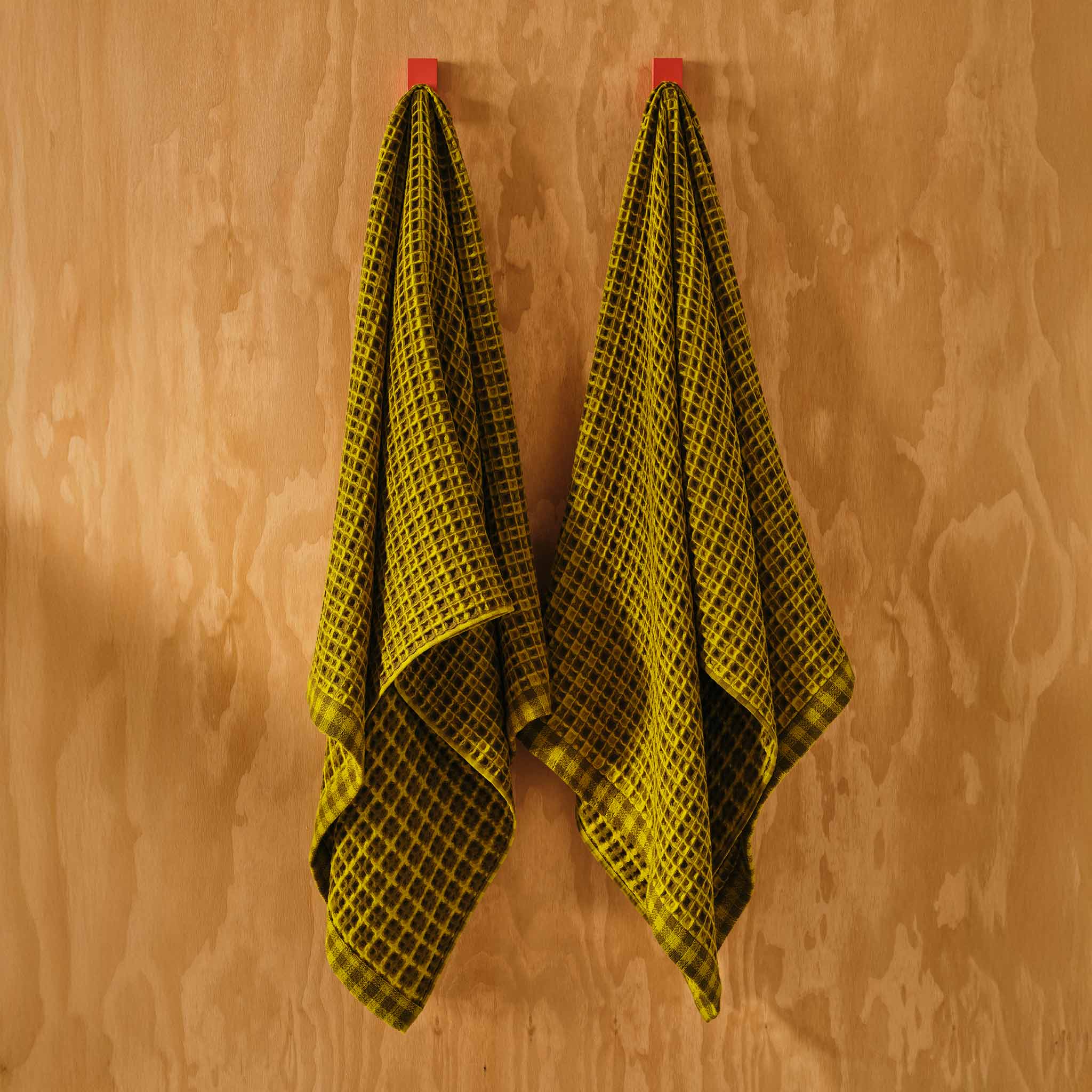 Dreamweave Waffle Bath Towels Set of 2 I8